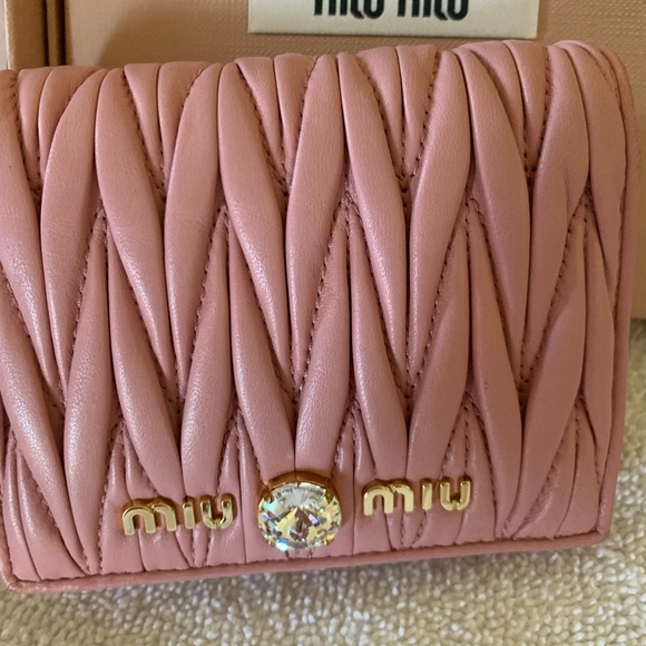 RARE MIU MIU PINK WALLET - Picture 2 of 13
